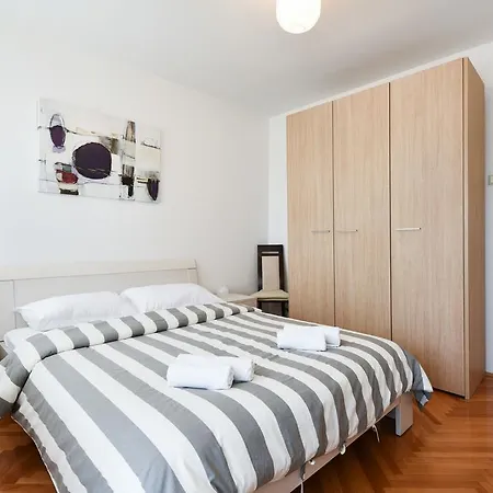 City Vigo Apartment *
